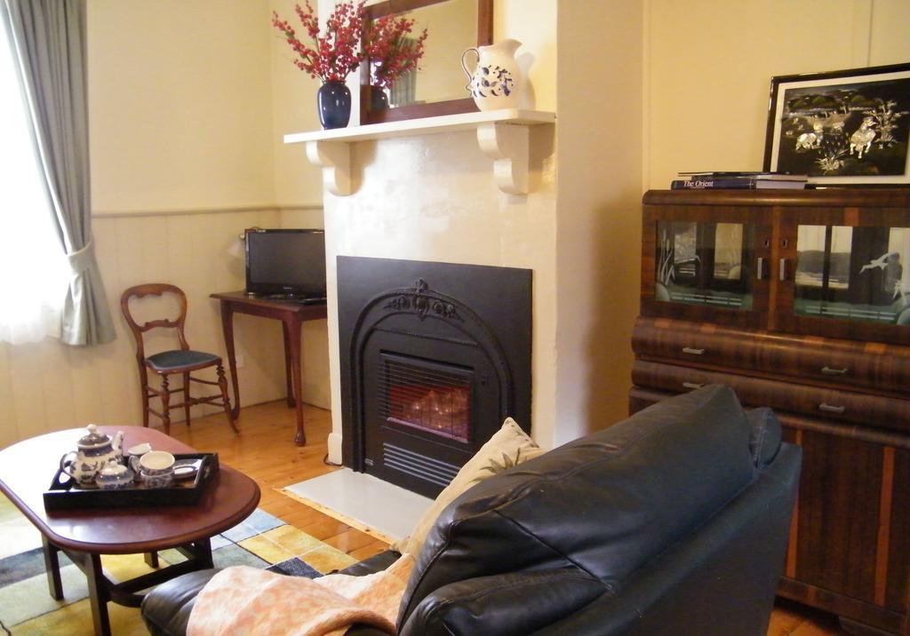 Kookaburra Cottage คาสเซิลเมน ภายนอก รูปภาพ